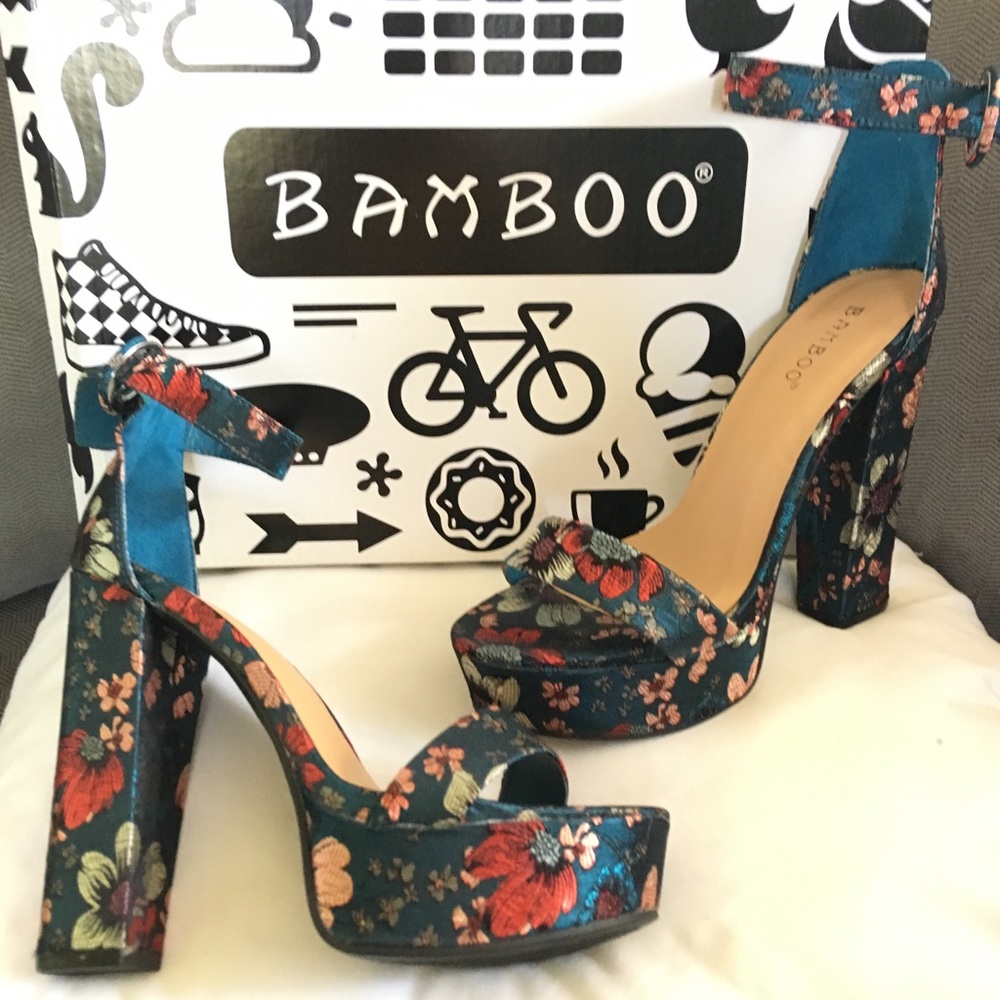 New BAMBOO - 5” platform sandals